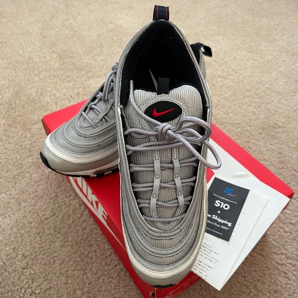 Nike Air Vapor Max 97 Silver Bullet. Size 9(2016/2017) - Picture 2 of 4